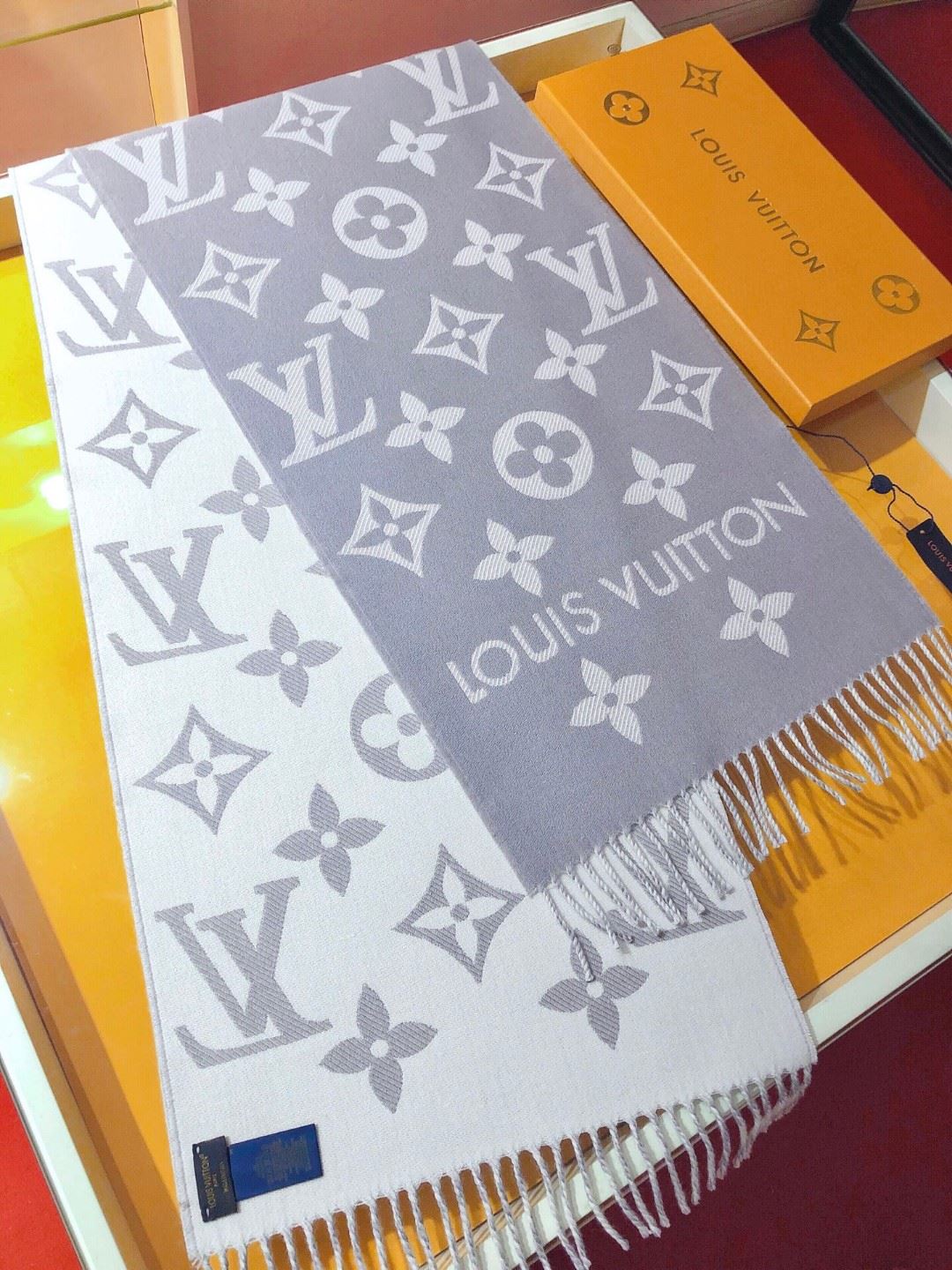 Louis Vuitton Scarf